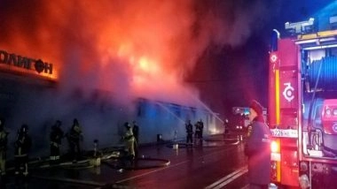 World News | Russian Police Detains Suspect After Fire in Kostroma Bar Kills 13