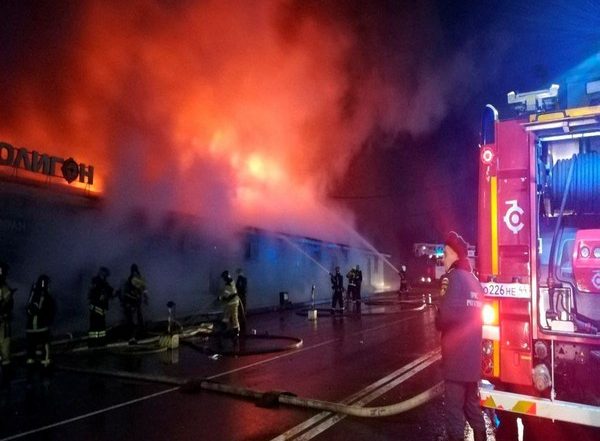 World News | Russian Police Detains Suspect After Fire in Kostroma Bar Kills 13