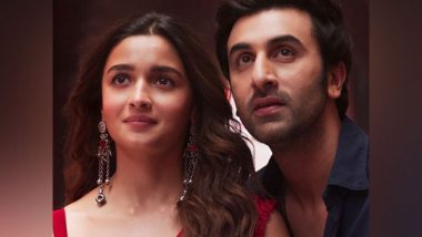 Entertainment News | Alia Bhatt, Ranbir Kapoor Arrive at Hospital, Baby Expected to Arrive Soon