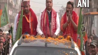 India News | Himachal Polls: CM Thakur Holds Roadshow in Mandi, Receives Grand Welcome