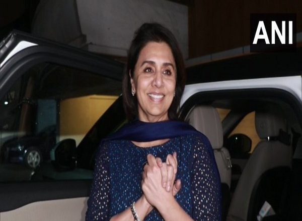 Entertainment News | Grandmom Neetu Kapoor Can't Contain Her Excitement as Alia-Ranbir Welcome Baby Girl!
