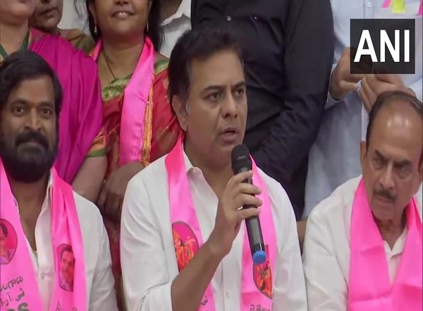 India News | Have Courage to Accept Defeat: KTR Takes Dig at BJP After Munugode Bypoll Win