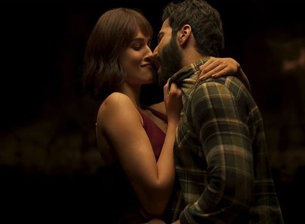 Entertainment News | Varun Dhawan, Kriti Sanon's Romantic Track 'Apna Bana Le' from 'Bhediya' out Now