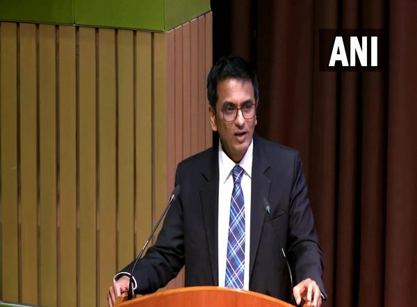 India News | Have Very Big-size Shoes to Fill, Justice DY Chandrachud on Justice UU Lalit's Farewell