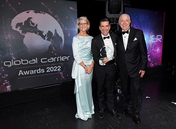 Business News | Global Carrier Awards 2022: DE-CIX is Honored as the Best Internet Exchange Operator for the 7th Consecutive Year