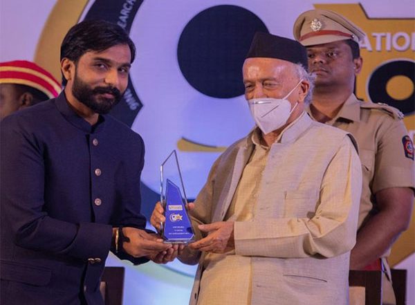 Business News | Astrologer Ankit Sharma Won Best Astrologer in India Title with National Glory Award Presented by Glaze Media Private