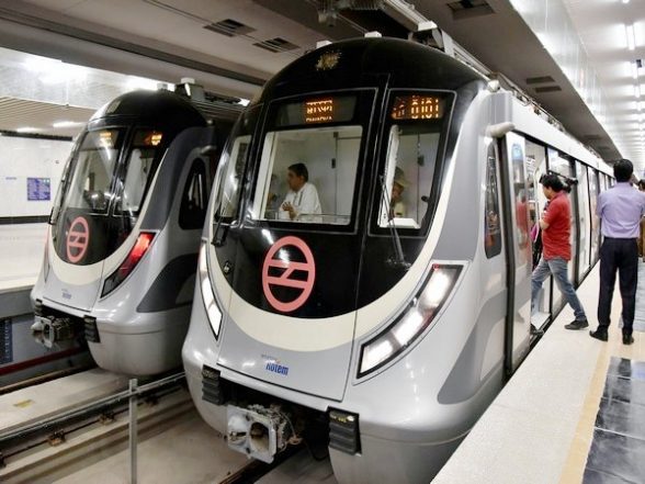 India News | Delhi: 8-coach Metro Trains Start Running on Red Line - Vimarsana News