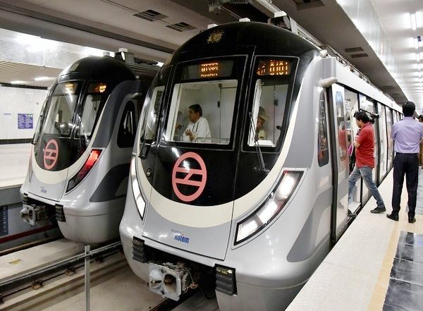 India News | Delhi: 8-coach Metro Trains Start Running on Red Line