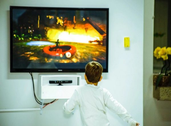 Science News | Researchers Outline Side Effects of Watching Violent Television on Children