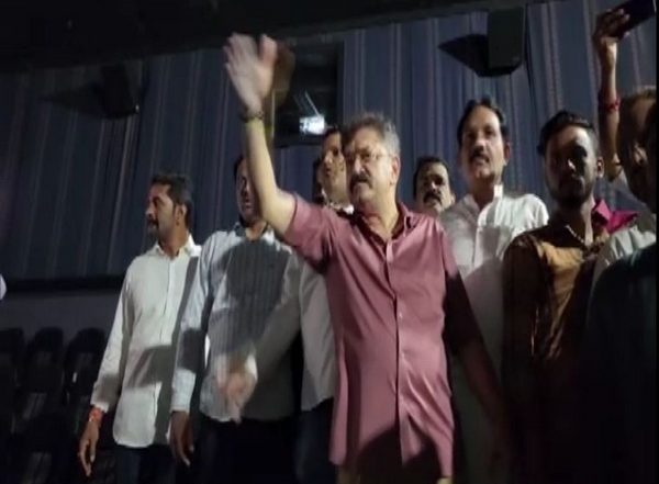 India News | NCP Leader Jitendra Awadh, Supporters Block Screening of Marathi Film in Thane