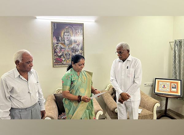 India News | Another Jolt to Congress Before Gujarat Polls: MLA Bhagvanbhai D Barad Resigns