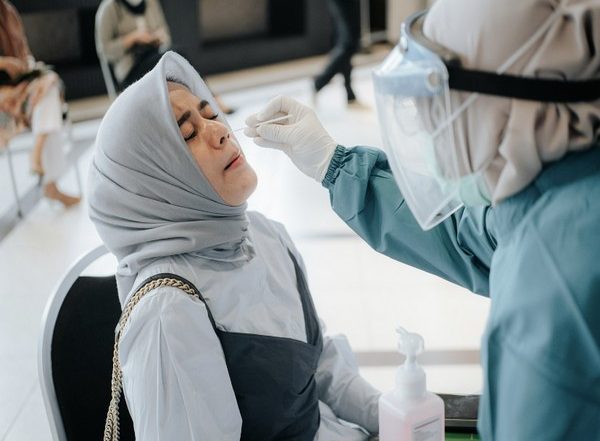 Health News | COVID Testing Programmes Have Potential to Increase Risky Behaviour: Study