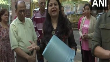 India News | Delhi: Vasant Kunj Residents Protest over Erretic Water Supply