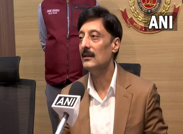 Delhi Crime Branch Busts Gang Manufacturing Fake Cancer Drugs; Four Arrested