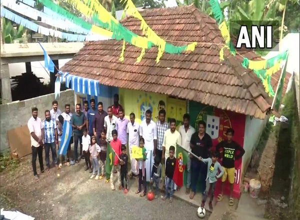 India News | Kerala: Gripped by FIFA WC Fever, Fans Buy House in Kochi to Watch Matches Together