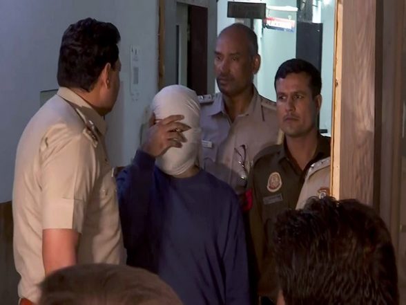 India News | Shraddha Murder Case: Delhi Court Extends Aaftab's Police Custody by 4 More Days - Vimarsana News