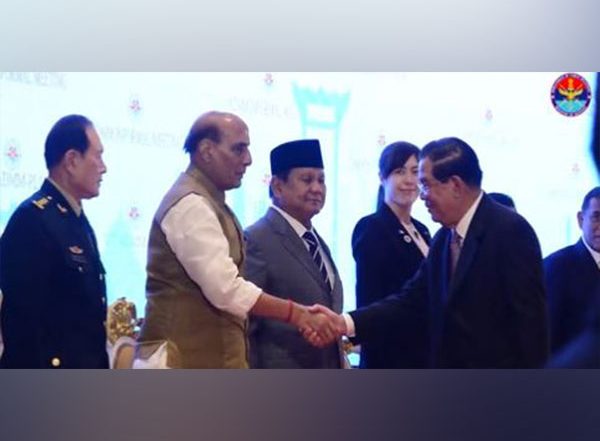 World News | India Advocates Free, Open and Inclusive Indo-Pacific: Def Min Rajnath Singh