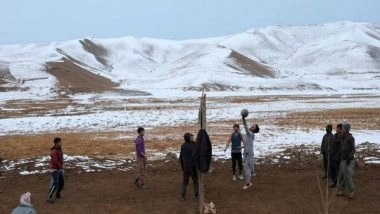 World News | Amid Snowy Season Afghan Families Forced to Sell Belongings to Make Ends Meet