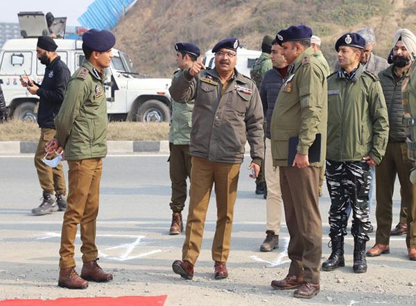 India News | Active Terrorists in South Kashmir Record Low at Present: J-K DGP