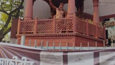 India News | Hindu Mahasabha to Install Veer Savarkar's Statue in Front of Congress Headquarters in Delhi