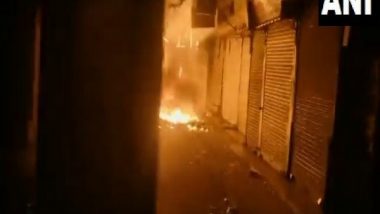 India News | Massive Fire Breaks out at Bhagirath Palace Market in Chandni Chowk, over 30 Fire Tenders Rushed to Spot