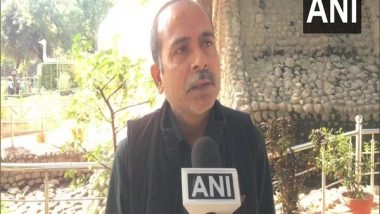 India News | Zoo Administration Makes Special Arrangements to Protect Birds, Animals from Cold in Gwalior