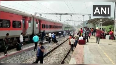 India News | Bangalore-Howrah Duranto Express Suffers Brake Binding in Andhra, No Injuries