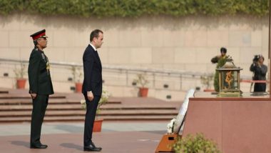 World News | Visiting French Defence Minister Lays Wreath at National War Memorial