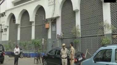 India News | Nizamuddin Markaz Case: HC Directs Delhi Police to Hand over Keys to Maulana Saad