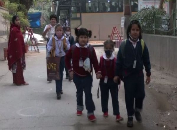Rajasthan: Students of Classes 1–8 To Get Milk in Govt Schools Twice a Week, Says State Education Minister BD Kalla