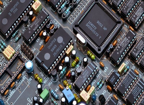 World News | China May Not Become Self-reliant in Chip Production by 2025