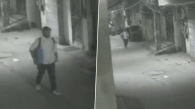 Shraddha Walkar Murder Case: CCTV Video Purportedly Showing Accused Aftab Amin Poonawalla With Bag Outside His House Surfaces