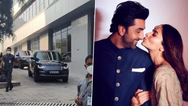 Parents Alia Bhatt and Ranbir Kapoor Leave the Hospital as They Head Home With Their Baby Girl (Watch Video)