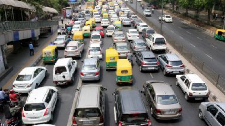 Odd-Even May Come Back in Delhi Amid Worsening Air Quality: Know Rules, Expected Date, Previous Exemptions of Traffic Rationing Measure Being Considered by Arvind Kejriwal-Led AAP Government