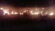 Uttar Pradesh Fire: Blaze Erupts at Navin Fruit Market in Lucknow, Fire Tenders Reach Spot (See Pics)