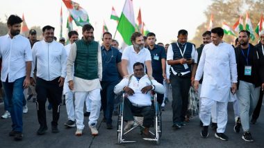 Bharat Jodo Yatra in Madhya Pradesh: Rahul Gandhi Seen Helping Wheelchair-Bound Man in Indore