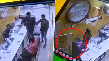 Robbery Caught on CCTV Camera: Armed Robbers Shoot Jewellery Shop Owner in UP’s Bulandshahr, Decamp With Gold and Cash (Watch Video)