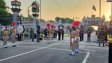 Pakistan: Around 100 Indian Pilgrims Arrive in Sindh To Attend Birth Anniversary Celebrations of Hindu Saint Satguru Shadaram Sahib