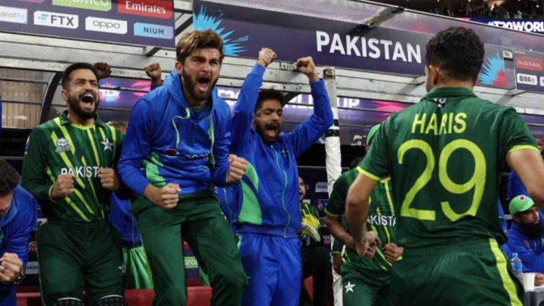 'Qudrat ka Nizam' Fans React With Funny Memes and Jokes As Pakistan Qualify for Final of T20 World Cup 2022 With Win Over New Zealand