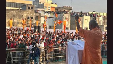 Gujarat Assembly Elections 2022: UP CM Yogi Adityanath Says Congress ‘Barrier’ in Country’s Development; AAP Will ‘Sweep Away’ Everything With ‘Jhaadu’