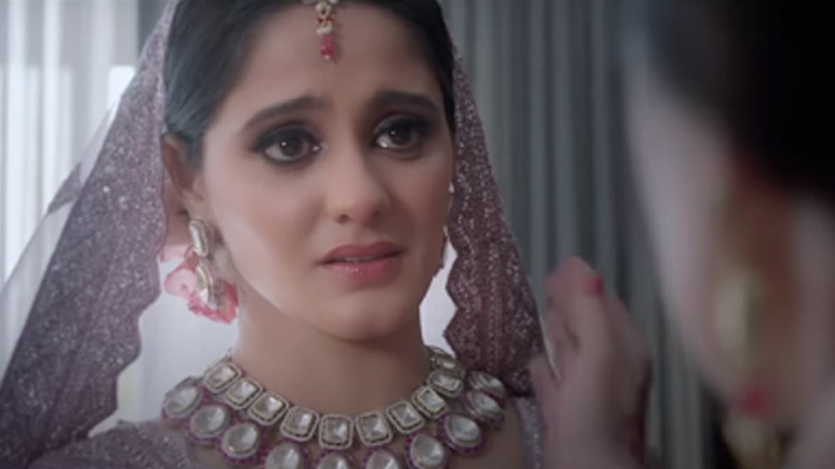 Tv News Ayesha Singh Is Seen As A Bride In Bidaai Music Video 📺