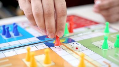 Ludo Game Affair: Pakistani Girl Falls in Love With Uttar Pradesh Boy While Playing Board Game Online, Crosses Border To Meet Him; Both Arrested