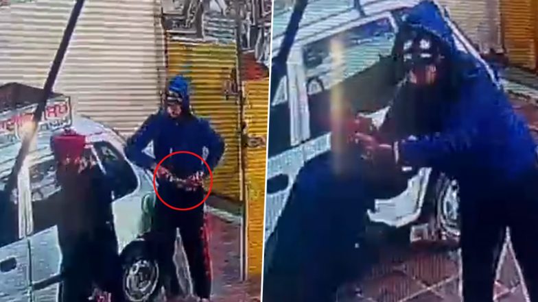 Punjab Shocker: Drug Addict Stabs Uncle to Death for Stopping Him From Taking Drugs in Amritsar (Watch Video)