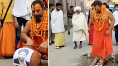 Pathaan: Ayodhya Seer Paramhans Das Performs 'Tehraveen' of Shah Rukh Khan Claiming to Mark End of His 'Jihad'