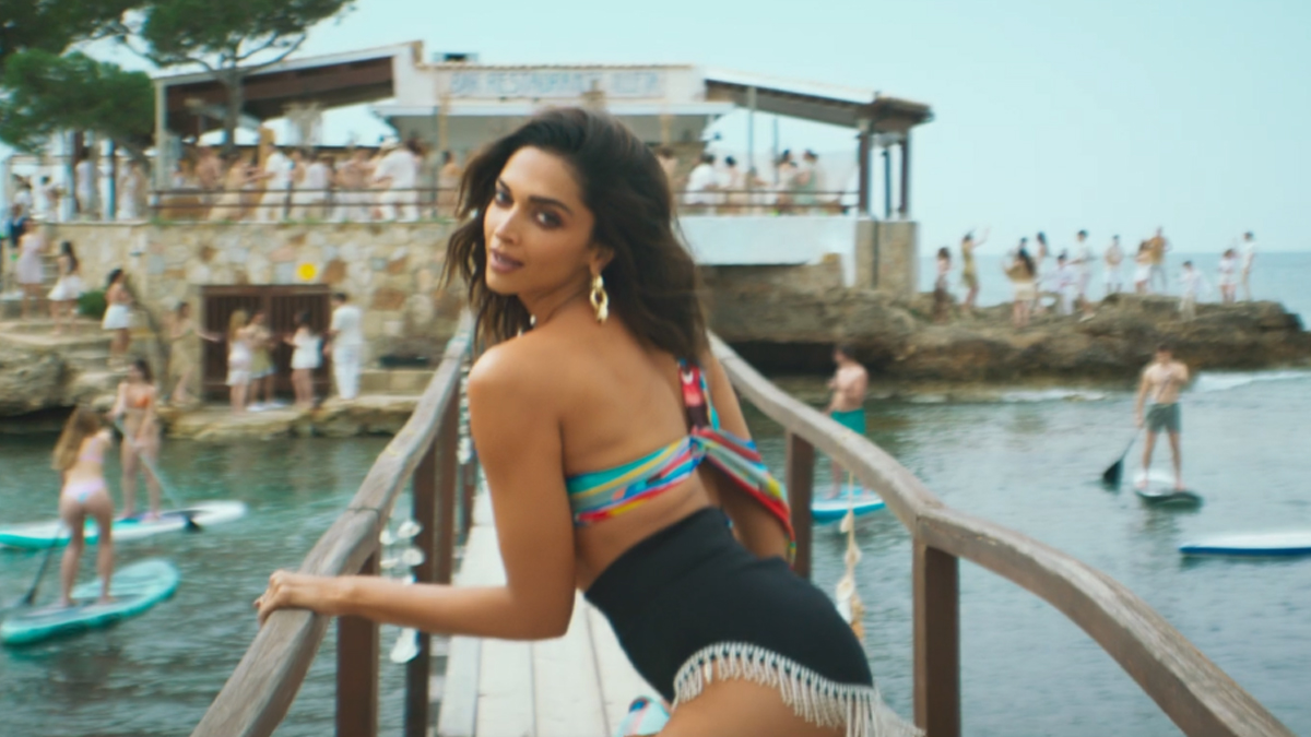 Besharam Rang From Pathaan 6 Hot Stills Of Deepika Padukone From The Song That Will Make You 7457