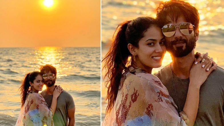 Shahid Kapoor and Mira Rajput Are Waiting for 2023 Together in This Romantic Beach Setting During Sunset (View Pic)