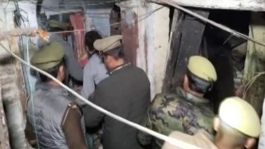 Varanasi: House Collapses Due to Cylinder Blast in Jangambadi Area; Woman Killed, Three Others Buried