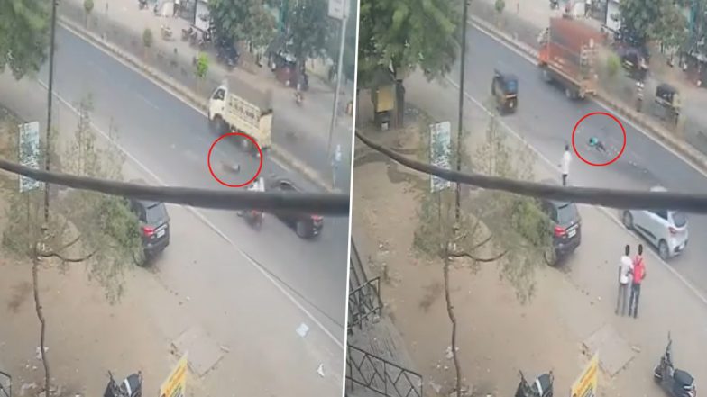 Humanity Shamed! Accident Victim Dies on Road As Onlookers Watch but Do Not Come Forward To Help, Disturbing Video Goes Viral