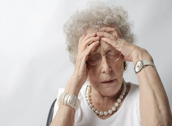 Health News | Study Finds That Experiences of Daily Stress Decrease as People Age