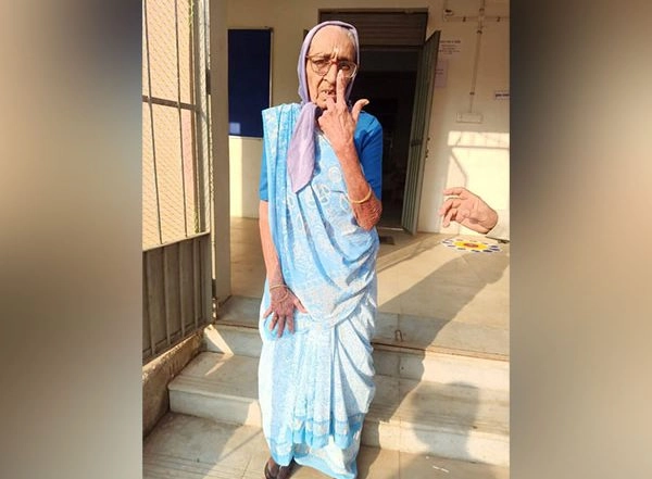 India News | Gujarat Polls: 100-year-old Casts Her Vote in Umargam